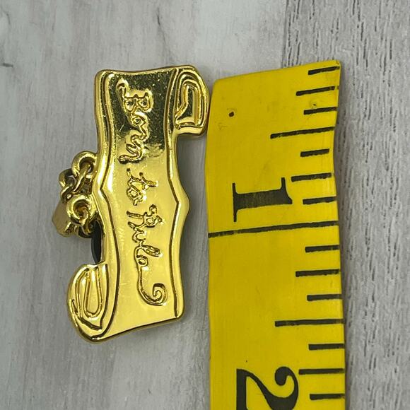 Gold Tone Born To Rule Scroll Brooch Pin Heart Crown Dangle Charms - Picture 5 of 5